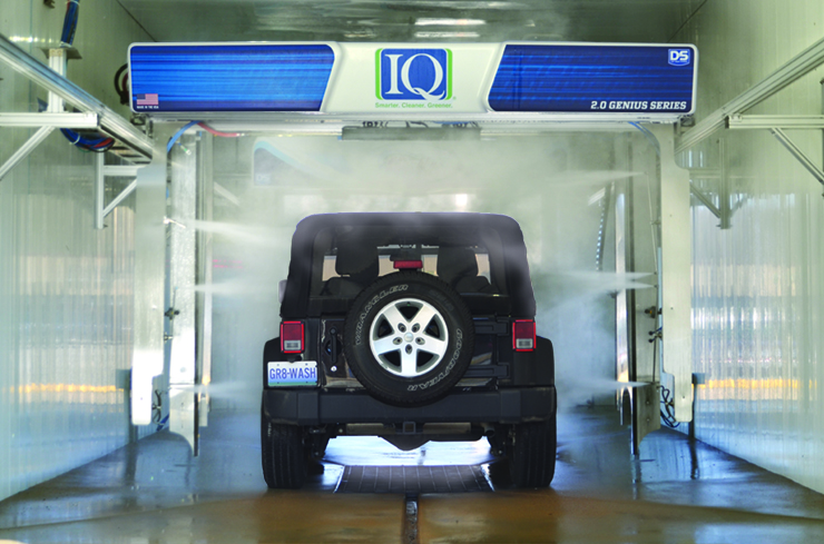 Touchless automatic wash bay